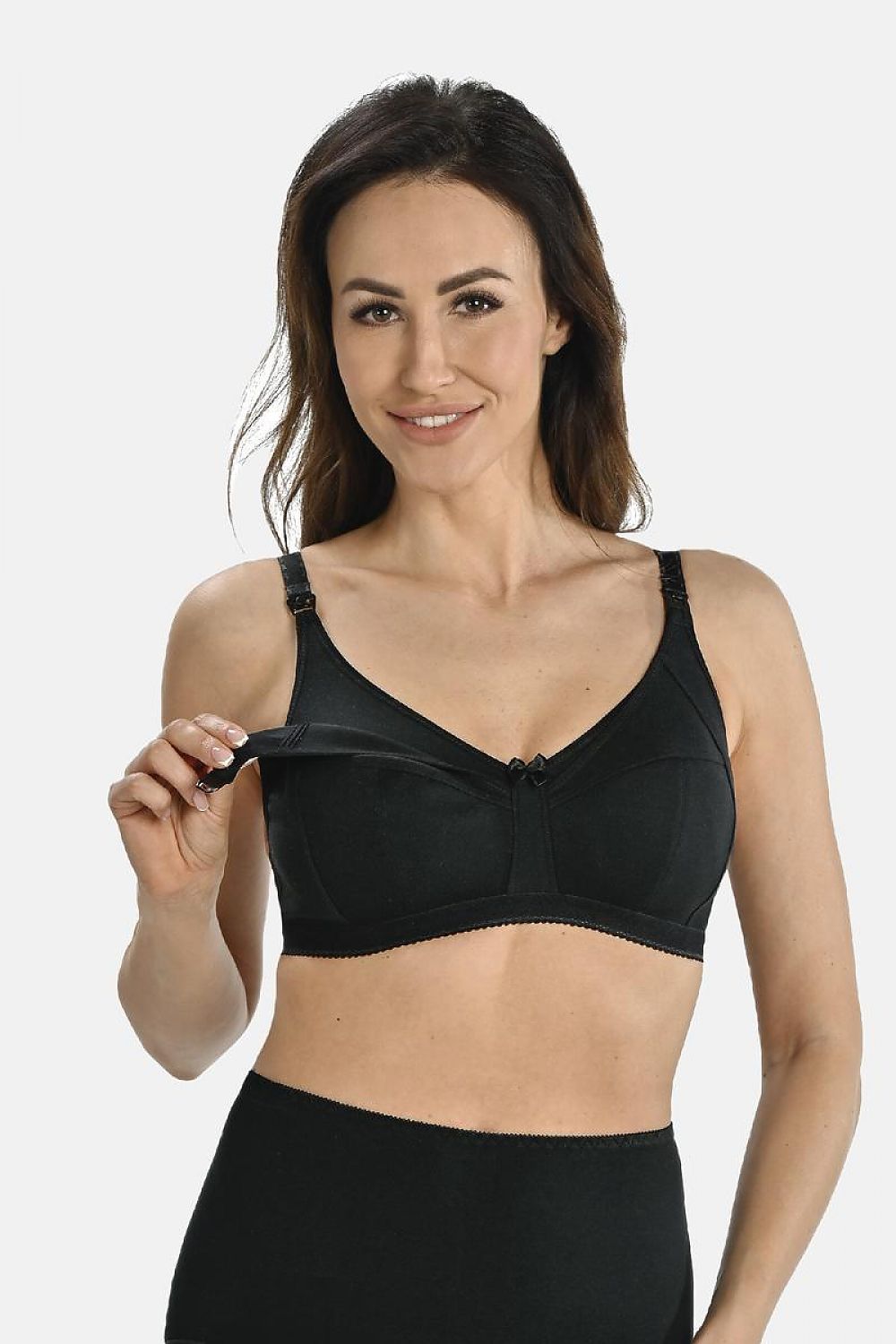 Luxurious Teyli black underwire-free nursing bra, designed for comfort and practicality, featuring adjustable straps and discreet clip for effortless nursing access.