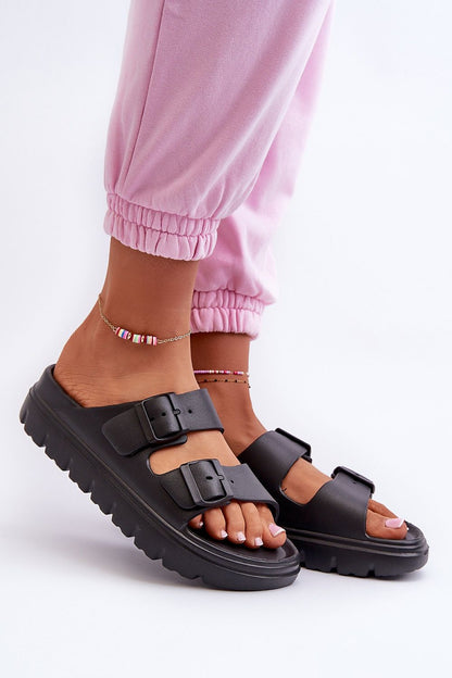Elegant women's flip-flops by Step in Style featuring a 3.5 cm platform height and adjustable straps for ultimate comfort and luxury in summer fashion.