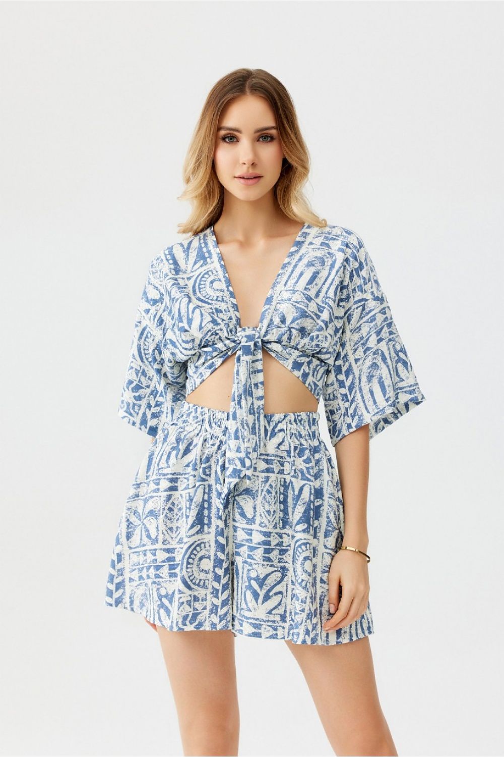 Elegant Vera High-Waisted Shorts by Roco Fashion, crafted from premium materials for all-day wear.