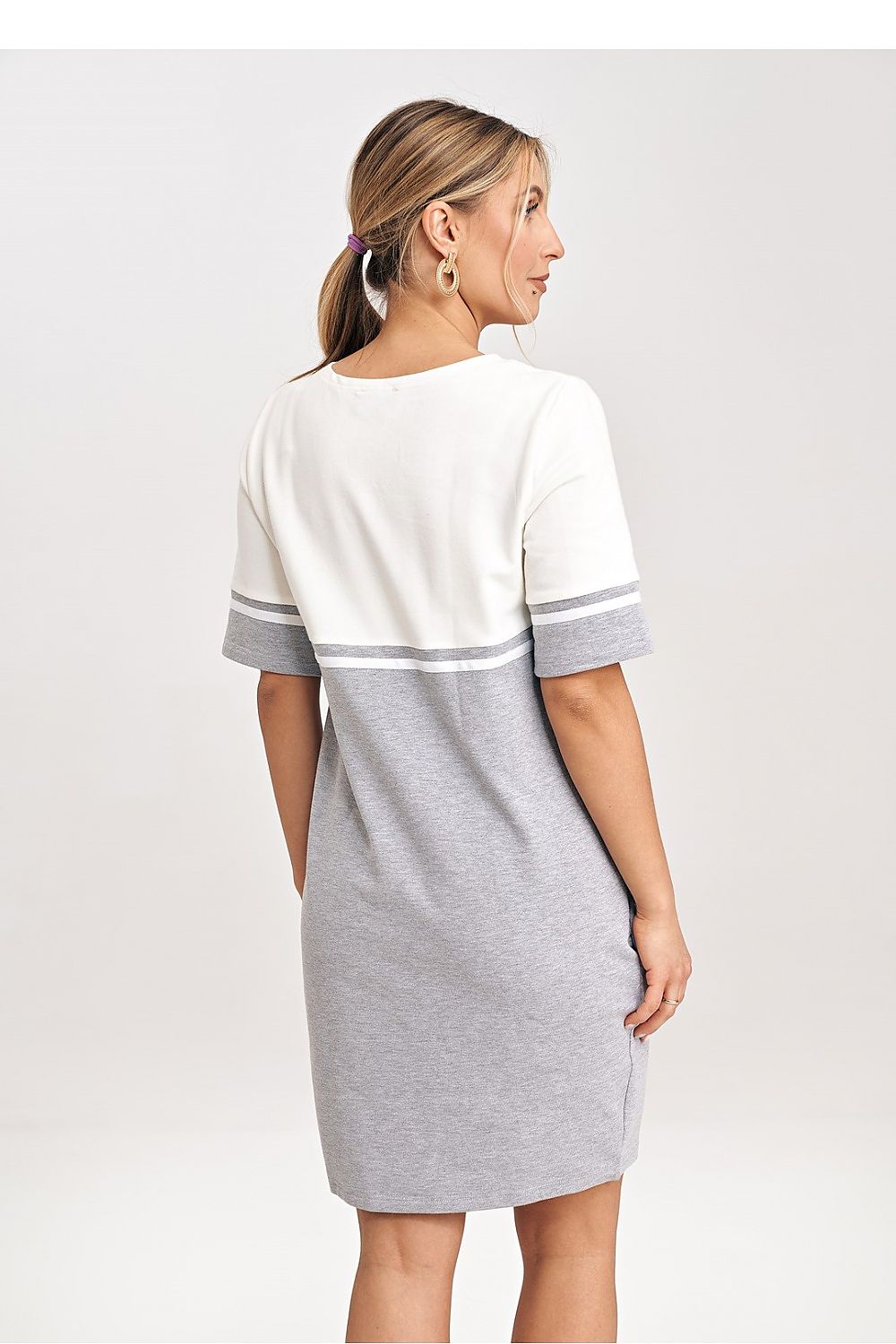 Elegant two-tone cotton mini dress by Figl, featuring a stylish belt and practical side pockets for a luxurious everyday wear.