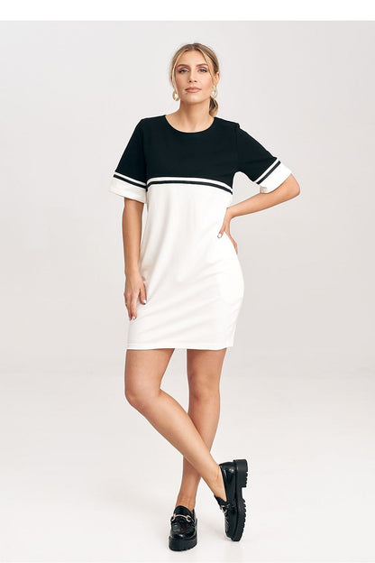 Stylishly designed cotton mini dress by Figl, with a sophisticated two-tone colour scheme and functionality for everyday elegance.