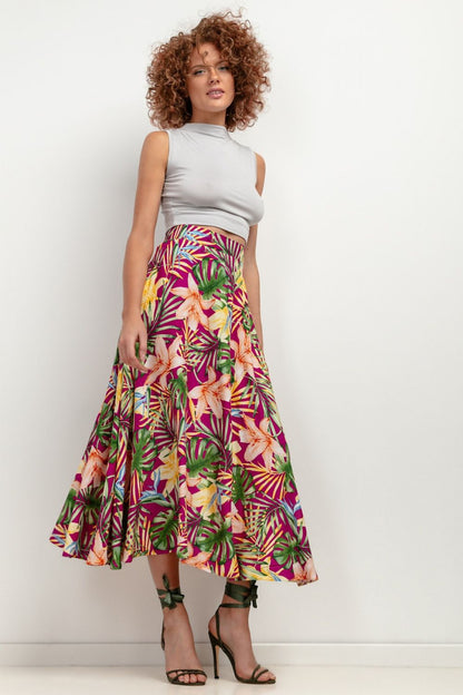 Elegant Tessita maxi viscose skirt in luxurious pattern, perfect for summer occasions