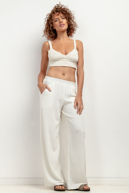 High-quality T404 linen pants from Tessita, ideal for women seeking fashionable comfort, with a chic wide-leg cut suitable for both casual outings and formal occasions.