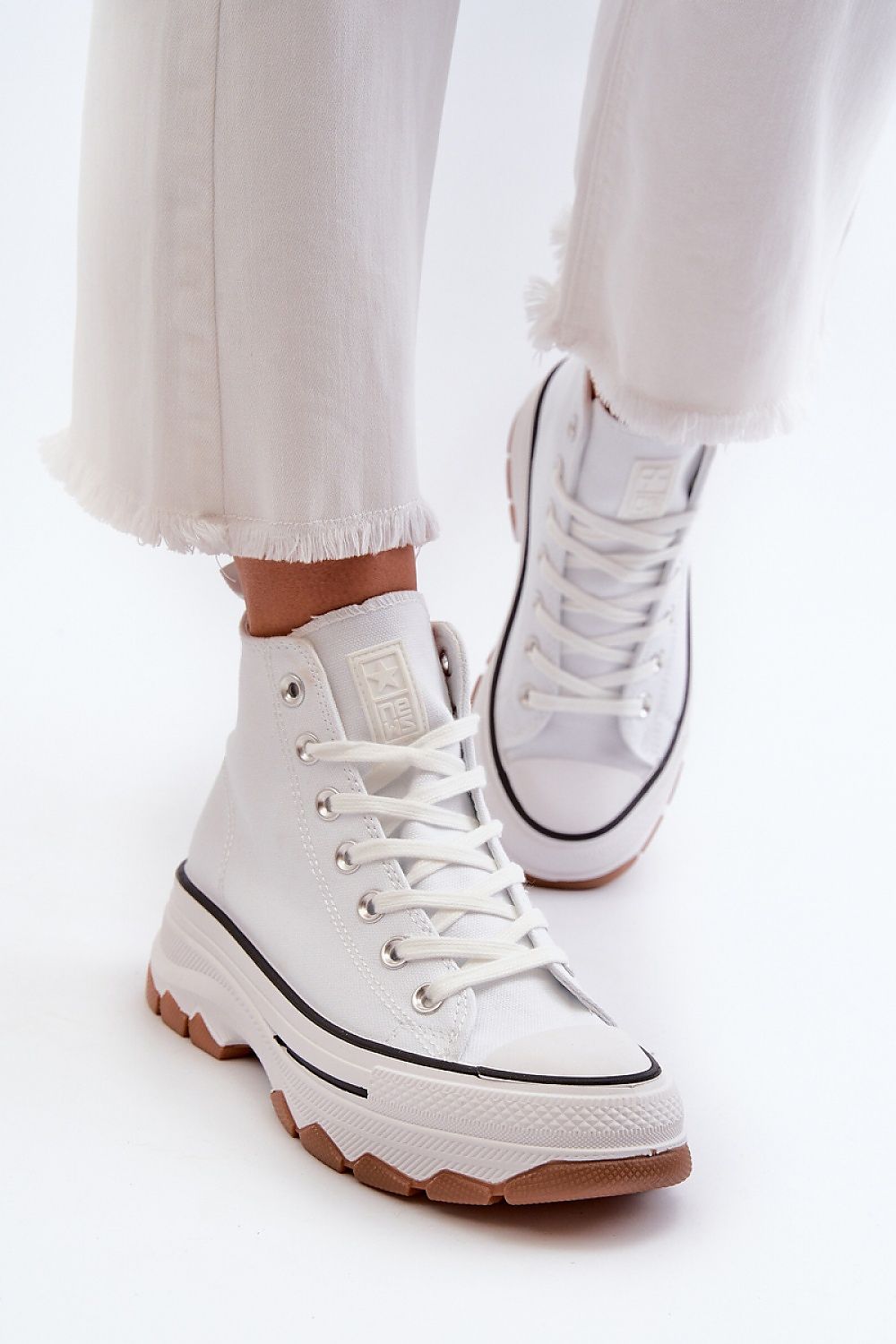Elegant women's high platform sneakers by Step in Style, featuring a trendy 4.5 cm elevation for a stylish, modern look and outstanding comfort.