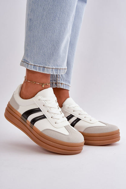 Elegant close-up of Trendy Platform Sneakers for Women by Step in Style, showcasing the luxurious imitation leather finish and 7cm upper height.