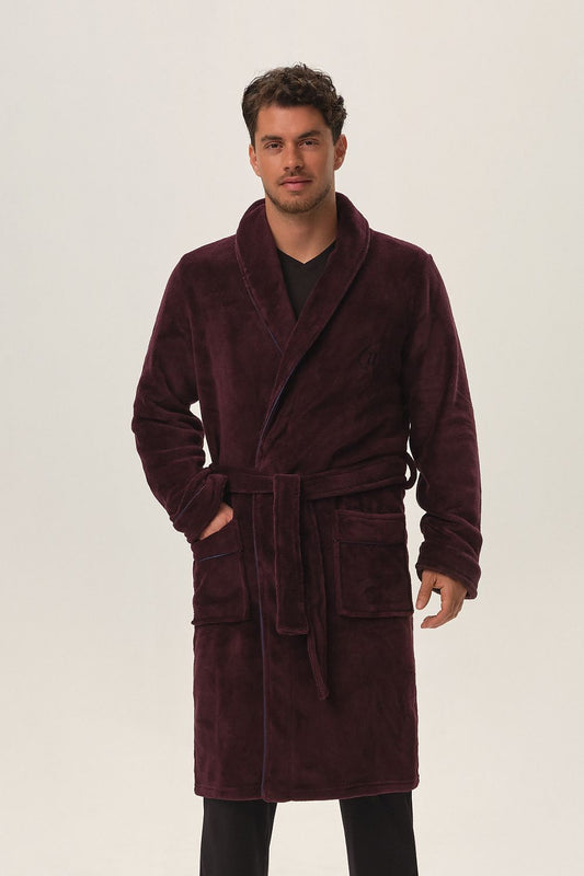 Luxurious burgundy Henderson bathrobe made from soft polyester, featuring knee-length design, comfortable fit, and practical pockets for ultimate relaxation.