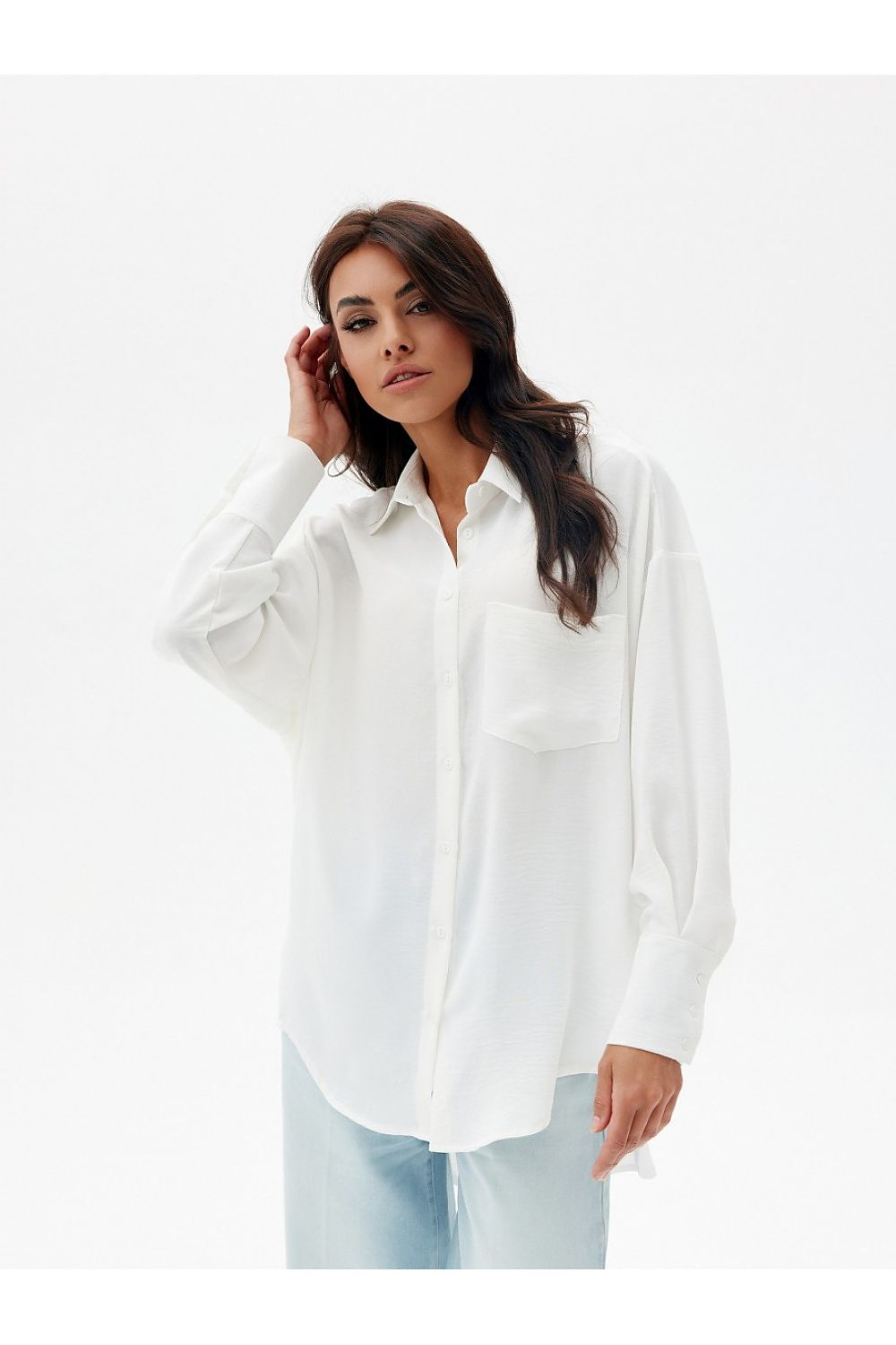Chic oversized shirt designed by Roco Fashion, crafted in Poland with premium polyester fabric, ideal for versatile styling.