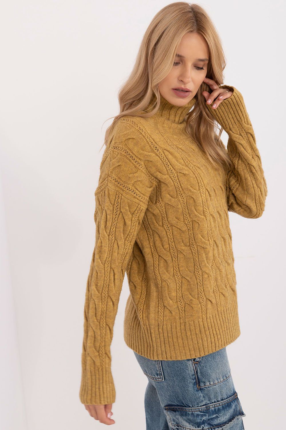 AT's stylish women's turtleneck sweater displayed in a chic setting, highlighting its versatility for casual outfits.
