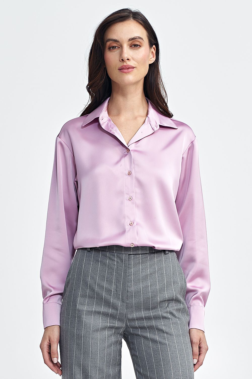 Nife shapewear body displayed on a model highlighting its timeless design and comfortable fit with a flattering silhouette.