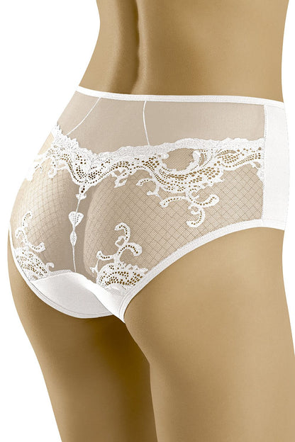Packaging of Wolbar's Elegant Lace High-Cut Panties in an exquisite box, perfect for a luxurious gift.