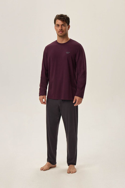 Luxurious burgundy cotton pajama set by Henderson, designed for unmatched warmth and comfort, featuring long sleeves and legs for autumn and winter nights.