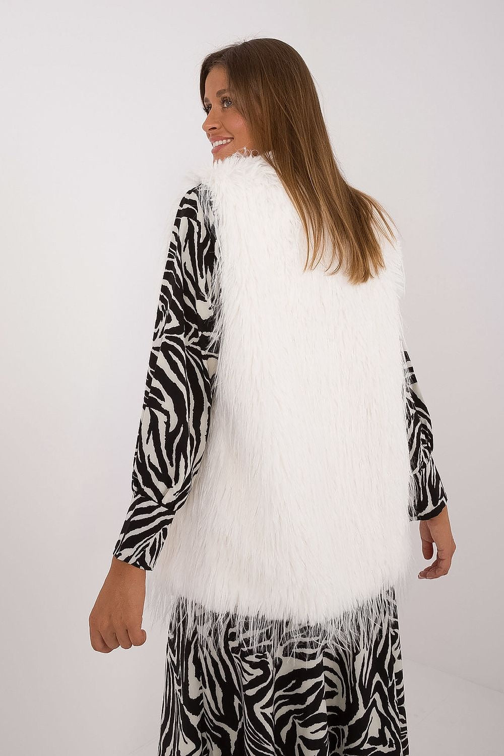 Stylish and comfortable women's fur vest by AT, featuring a hook closure and designed for versatile everyday elegance.