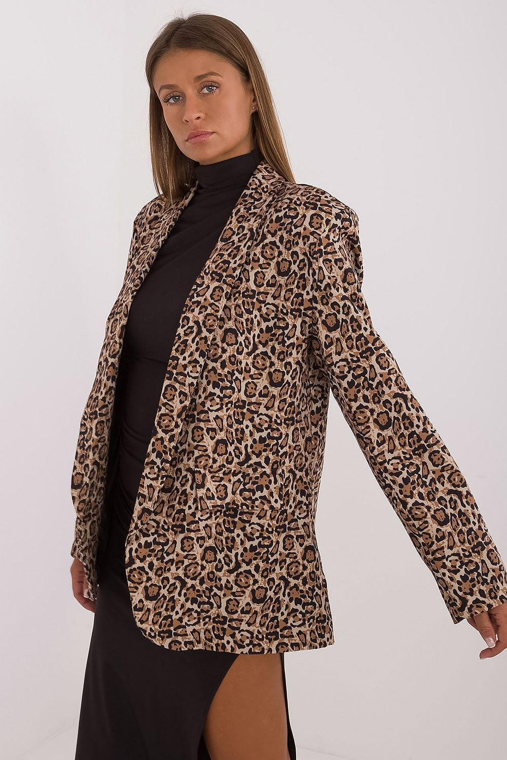 Close-up view of Italy Moda's Women's Animal Motif Blazer, highlighting the luxurious fabric blend and intricate animal pattern detail, ideal for modern and fashionable women.