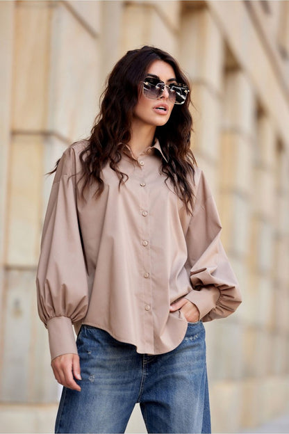 Stylish Roco Fashion women's long sleeve shirt with a minimalist design, perfect for versatile dressing from office chic to casual outings.