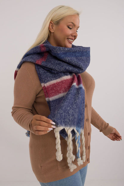 High-quality check pattern scarf made by AT, featuring decorative tassels for a luxurious winter look.