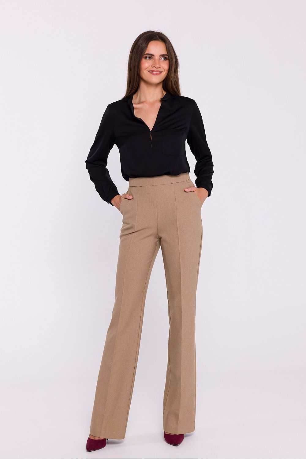 Stylish women's flared trousers with sophisticated detailing from Stylove, offering comfort and elegance, ideal for enhancing any formal outfit.