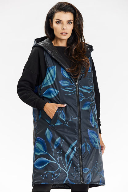 Chic and practical Awama zippered vest, elegantly crafted for daily wear, combining comfort with a touch of luxury.