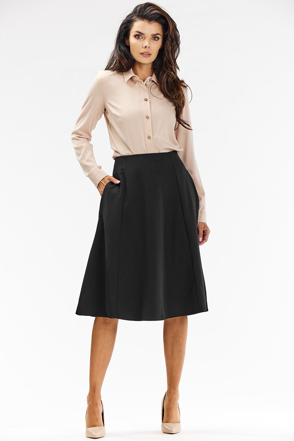 Elegant flared midi skirt in grey with a covered zipper by awama, showcasing a sophisticated silhouette ideal for formal and business occasions.