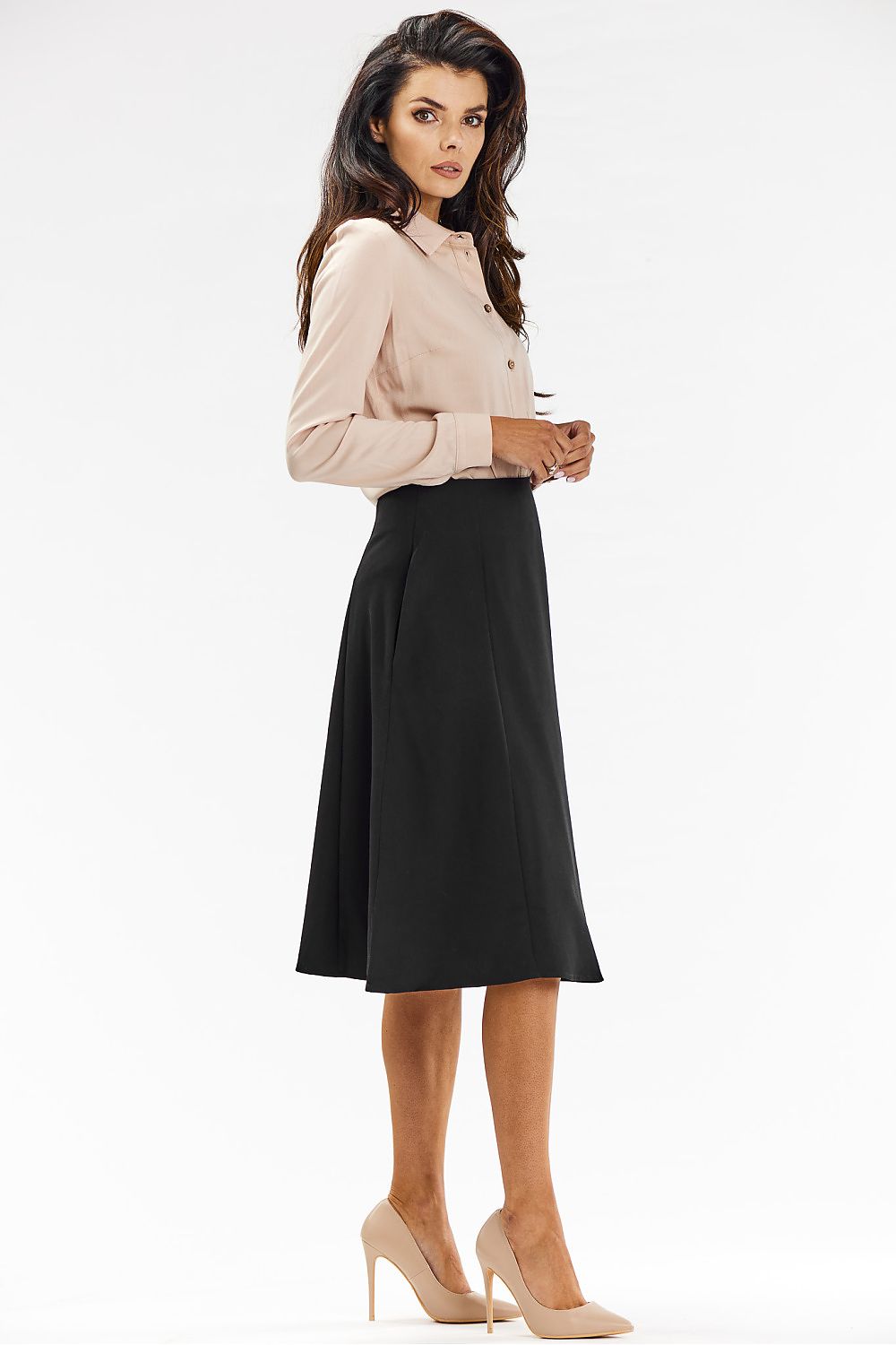 Stylish outfit pairing of awama's elegant grey midi skirt with a tailored shirt, demonstrating perfect styling for professional and formal settings.