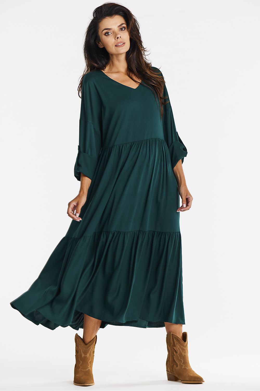 Elegant green kimono maxi dress by awama, crafted in breathable viscose with a ruffle hem, ideal for casual sophistication and everyday elegance.