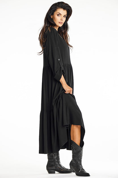 Elegant green kimono maxi dress in viscose with a ruffle hem by awama, showcasing a loose fit perfect for casual sophistication and versatile style.