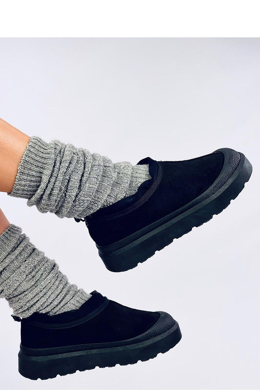 Inello Women's luxurious short snow boots featuring thick fur lining for ultimate warmth and a non-slip rubber sole for superior grip and style.