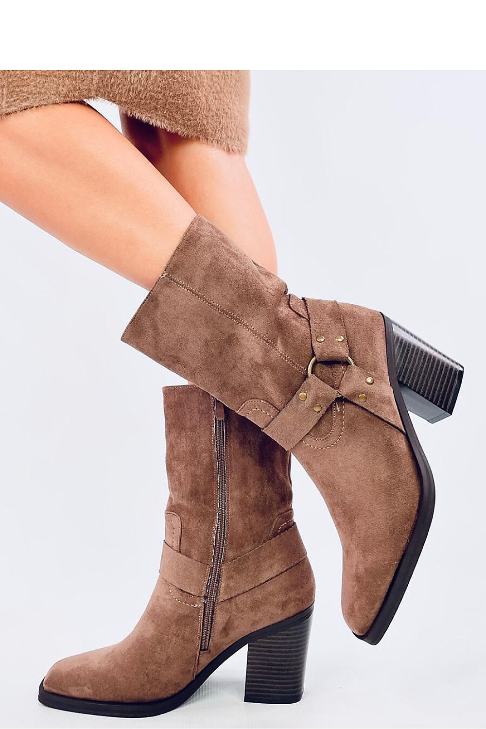 Stylish Inello Eco-Suede Cowboy Heel Boots for Women showcasing unique square toes, designed for comfort with a side zipper and plush fur lining, 9cm heel height.