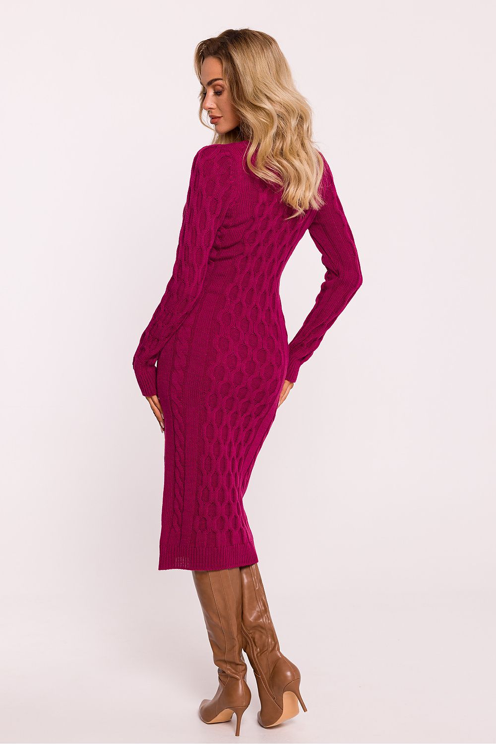 Moe's exquisite midi sweater dress, crafted in Poland, embodies comfort and style with its fitted cut and sophisticated design.
