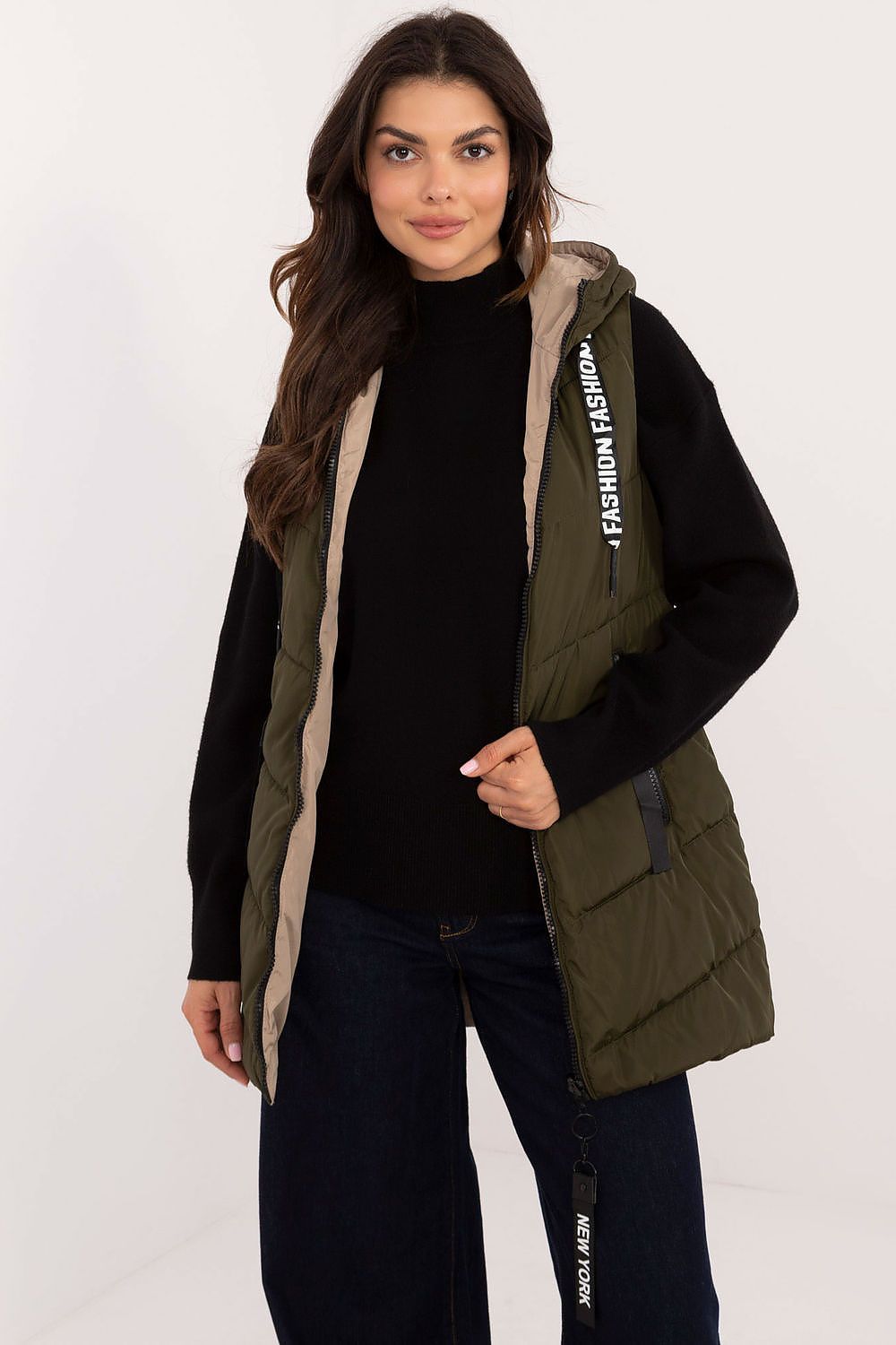 Double-sided quilted vest with a hood in a luxurious design, providing stylish warmth and functional insulation, perfect for all seasons, by Factory Price.