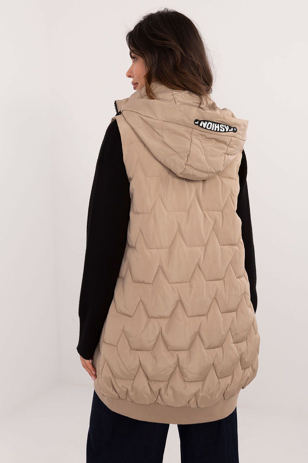 Chic pre-knee length quilted vest, ideal for fall and winter from the luxury brand Factory Price.