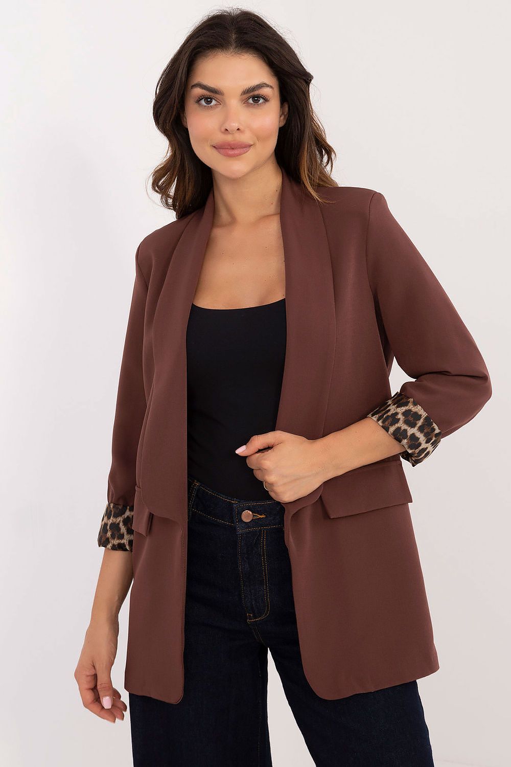 Versatile women's jacket by Italy Moda, featuring classic lapels and a smooth design for both formal and everyday wear.
