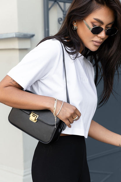 Close-up view of the luxurious fabric of IVON's Short T-Shirt, highlighting the high-quality cotton and spandex blend.