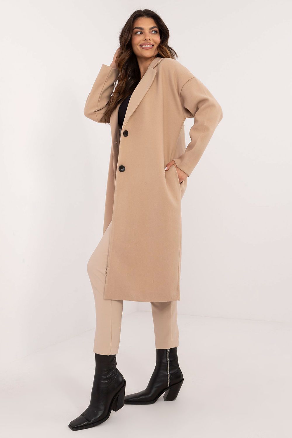 The luxurious Och Bella Women's Over-The-Knee Coat in a neutral hue, combining elegance and comfort for women who appreciate classic fashion.