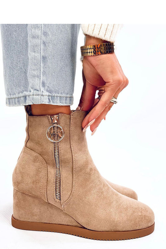 Inello women's eco-suede buskin boots featuring a luxurious 6 cm heel and chic gold zipper closure, perfect for stylish outings.