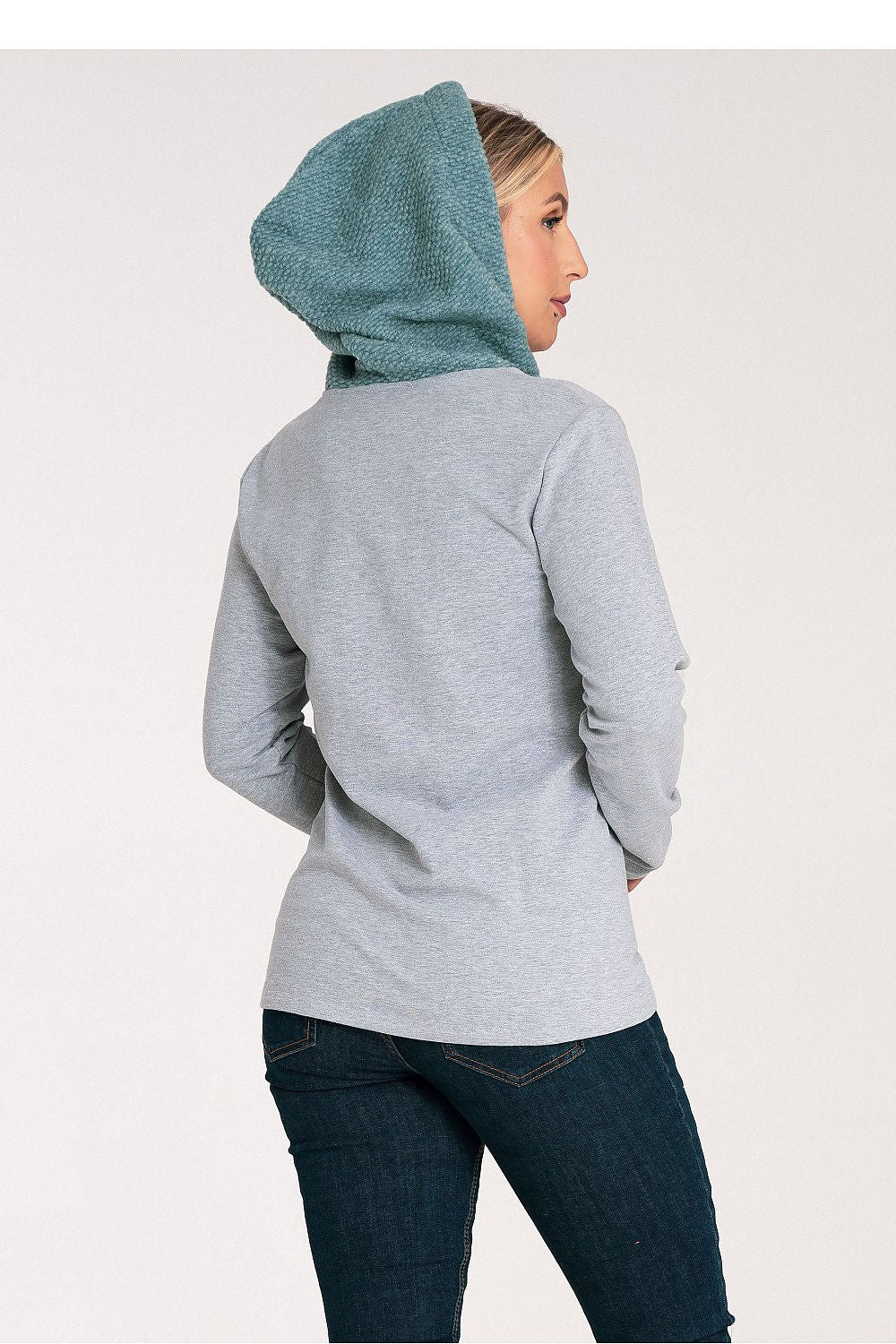 Trendy Figl cotton sweatshirt featuring a plush wool hood, combining luxury with casual fashion.