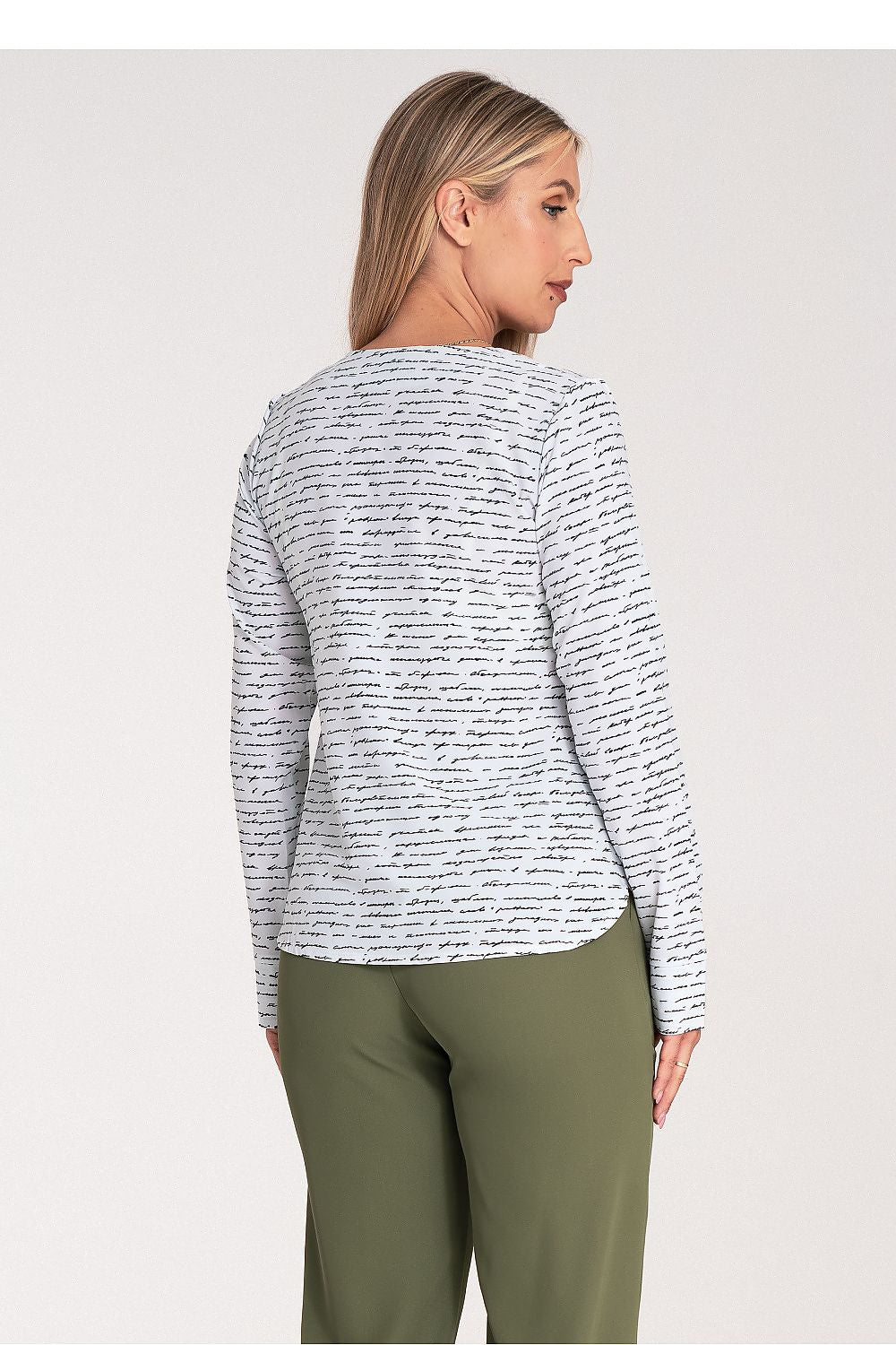 Elegantly crafted Figl long sleeve fitted shirt featuring a chic heart neckline, perfect for sophisticated style.