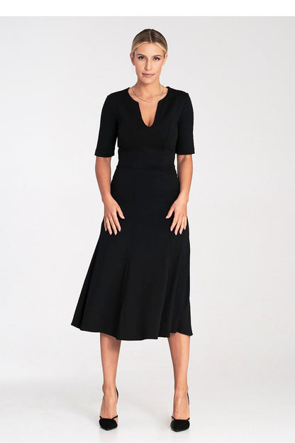 Elegant midi dress by Figl featuring a luxurious V neckline and 3/4 sleeves, perfect for formal occasions.