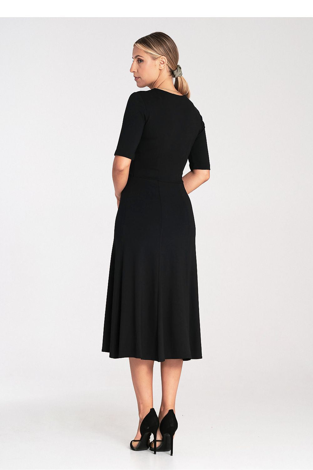 Sophisticated side-zip midi dress by Figl in chic design, ideal for cocktails and evening events.