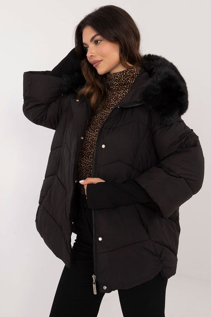 MBM elegant women's quilted jacket showcasing stylish quilting and synthetic insulation for comfort and warmth on chilly days.