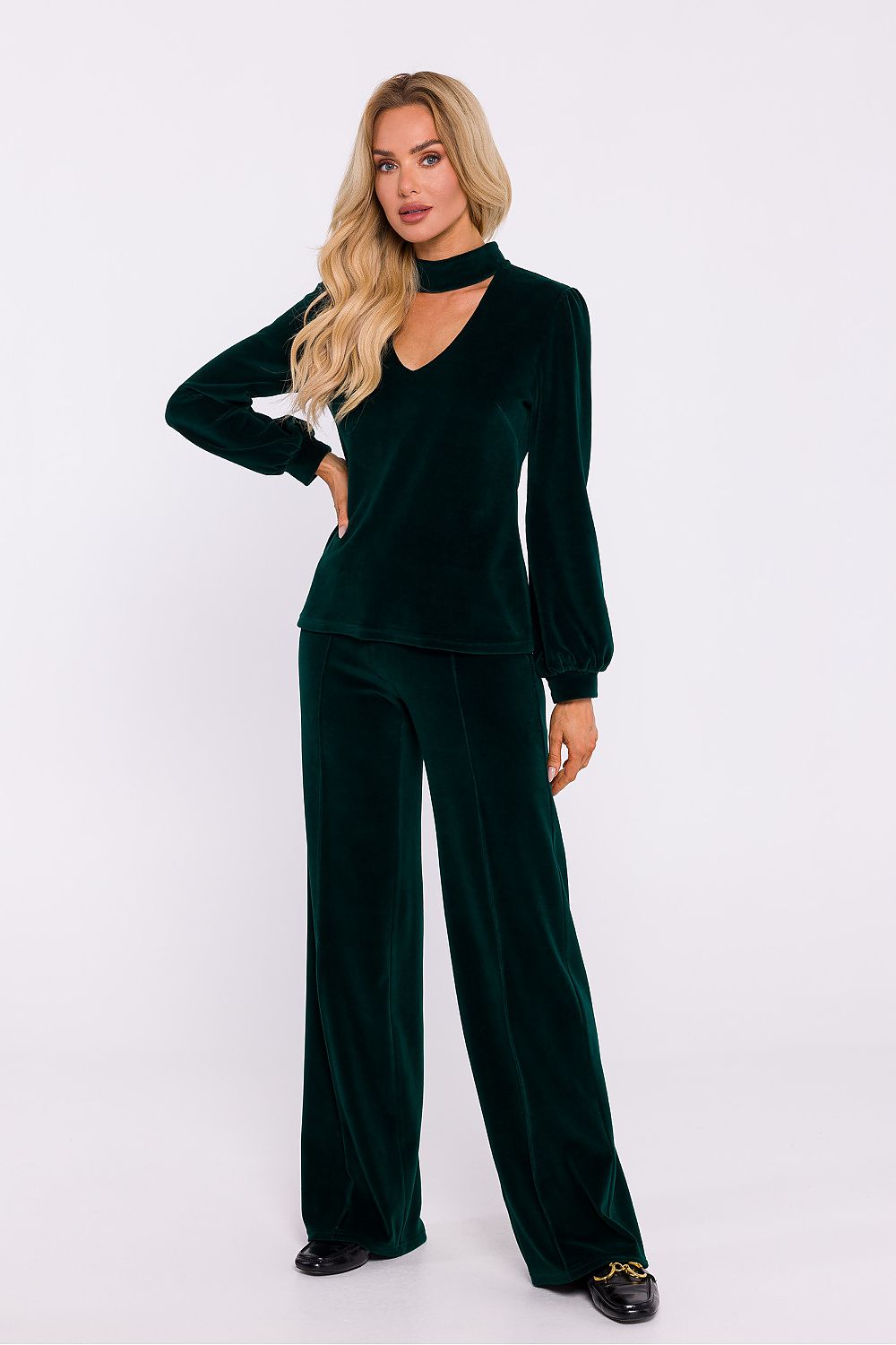 Elegant velour knit blouse by Moe featuring a halter neckline and sophisticated button detail, perfect for stylish evening outings.