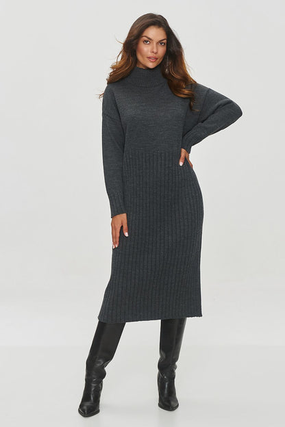 Elegantly designed Daydress by Makadamia, featuring a luxurious knitted texture and turtleneck, perfect for sophisticated winter styling.