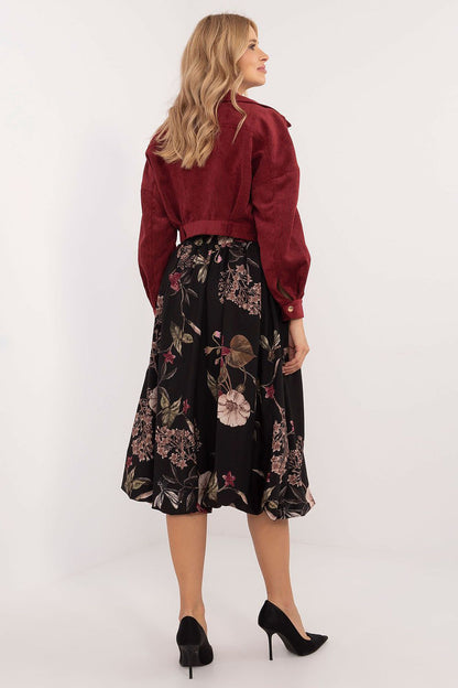 Versatile Italy Moda elegant floral bomber skirt with elastic waistband, perfect for enhancing your feminine style.