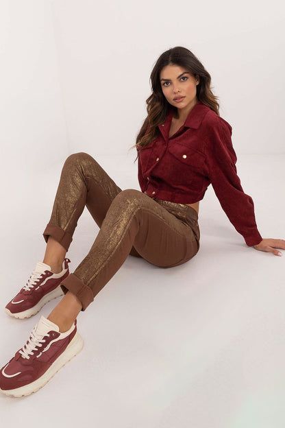 Versatile women's trousers by Italy Moda, featuring side slip pockets and a sleek look, ideal for both work and chic everyday style.