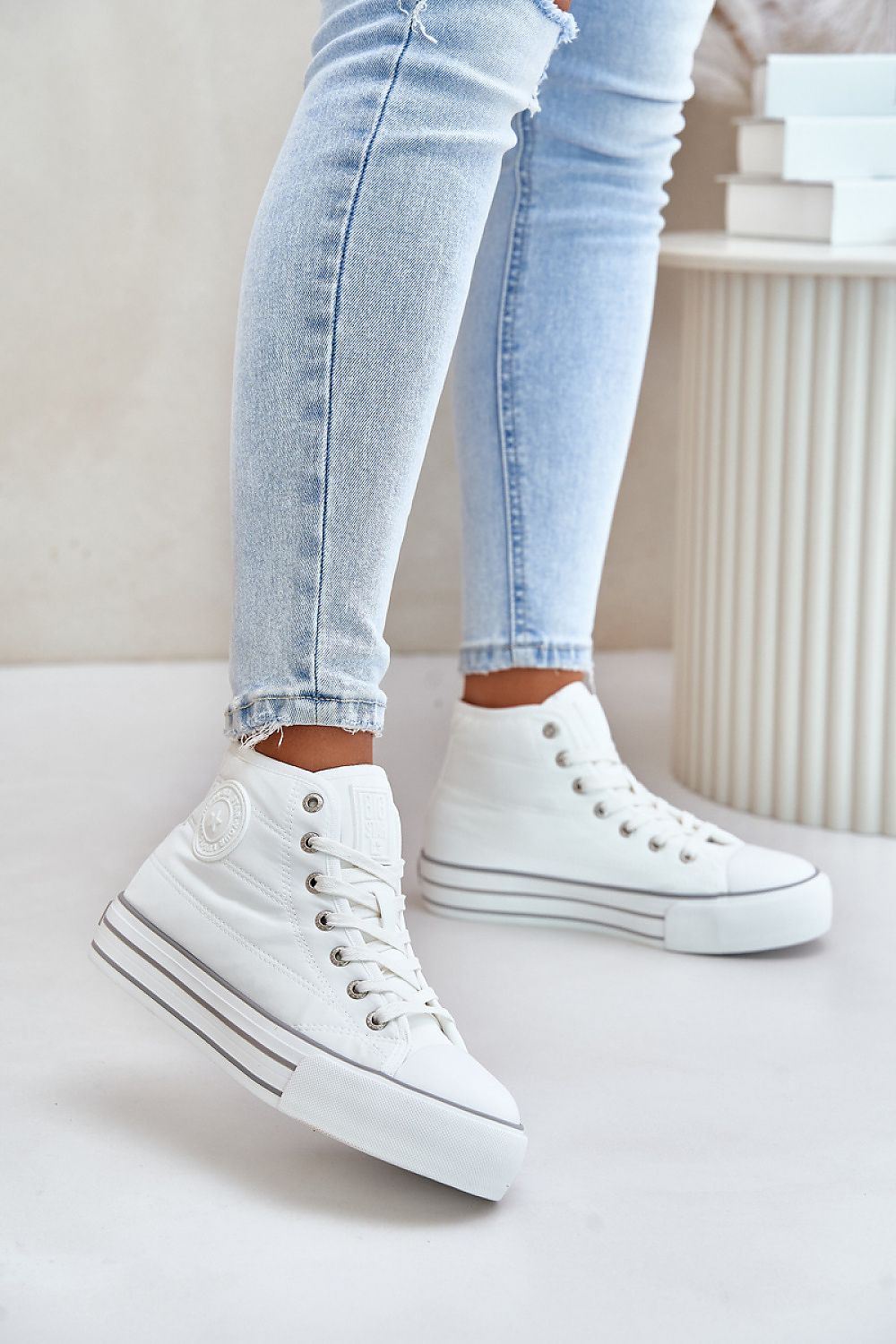Big Star Women's Insulated Platform Sneakers with 11cm upper and 3.5cm platform, designed for luxurious winter comfort, by Step in Style.