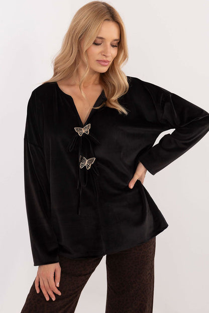 Elegant velour blouse with butterfly ties by Italy Moda, featuring a heart neckline and long sleeves, perfect for glamorous everyday styling.