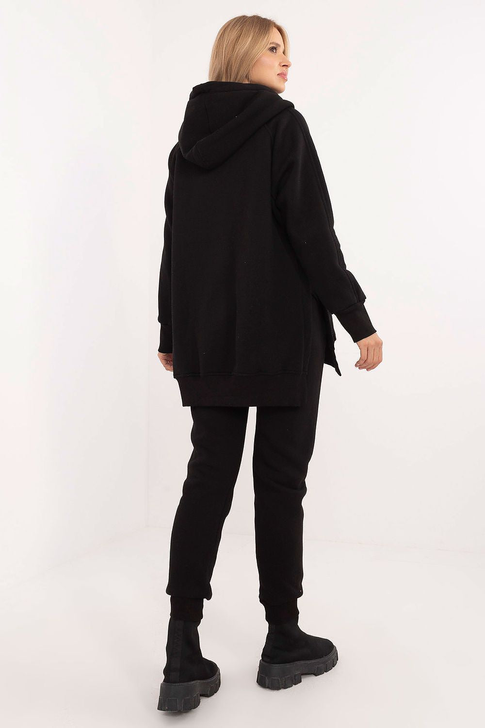 Chic black tracksuit set for women by Factory Price, consisting of a fashionable zip-up hoodie and tapered pants with ribbed cuffs, an embodiment of comfort and style.