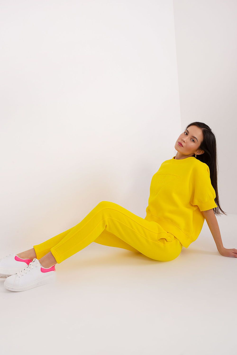 Minimalist and chic Luxury Women's Insulated Casual Sweatshirt Set by Factory Price, combining comfort with modern style.