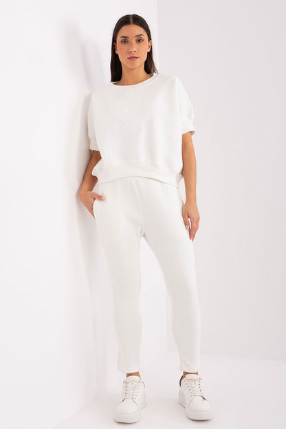 Casual and fashionable insulated women's sweatshirt from Factory Price, designed for warmth with a sleek print for youthful appeal.