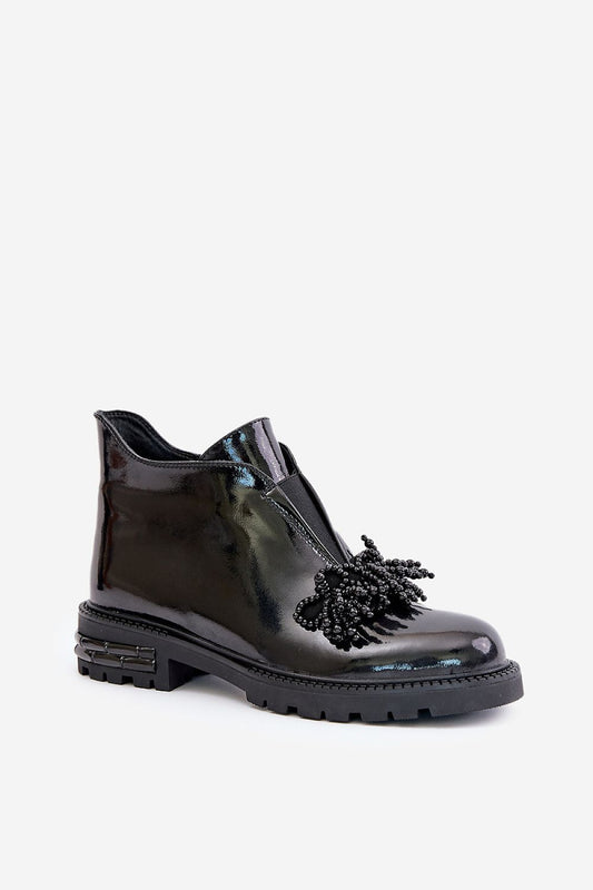 Elegant natural leather low boots with zipper detail, crafted by Step in Style, offering insulated comfort for cooler days. The boots feature a chic front ornament and a rounded nose for a sophisticated look.