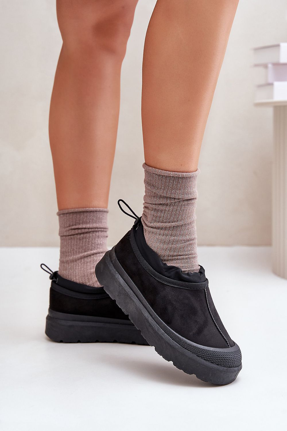 Step in style luxury warm snow boots with thick fur lining, featuring a stylish drawstring design, perfect for winter wear, available in EU sizes 36-41.